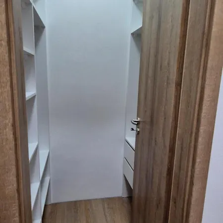 Majka Apartman 3 アパート *